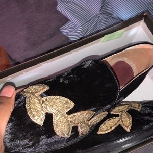Dress shoes